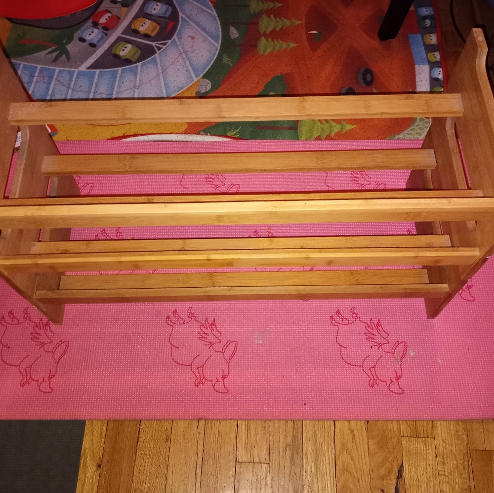 Shoe rack - Picture 3 of 3